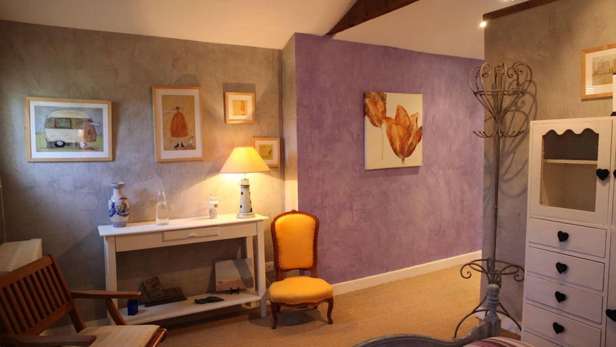 Bed and Breakfast Domaine Des Deux Cedres Gauriac Exterior foto