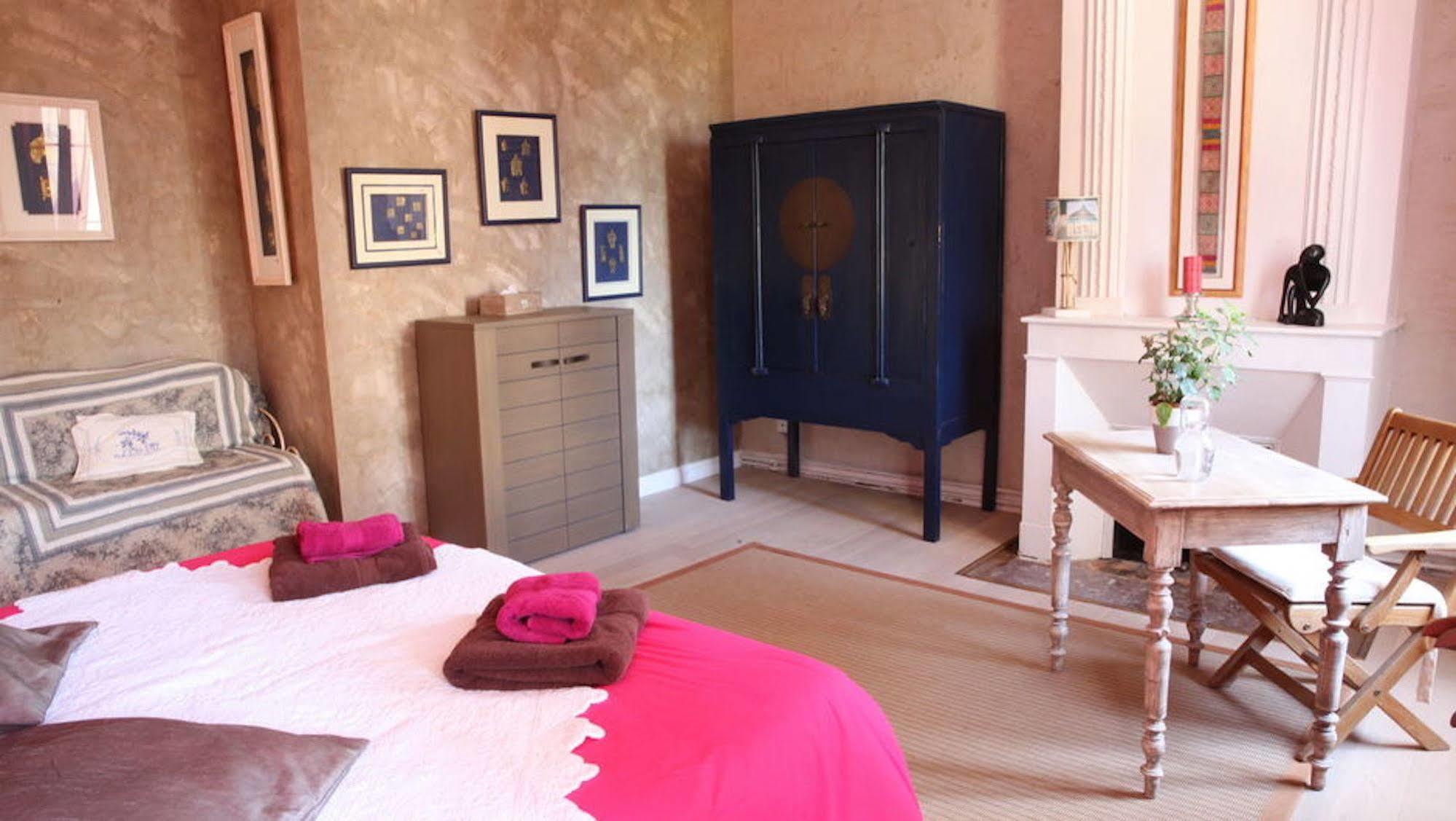 Bed and Breakfast Domaine Des Deux Cedres Gauriac Exterior foto